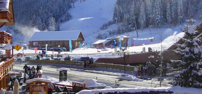 Courchevel: Le Praz Ski Chalets - Primary view